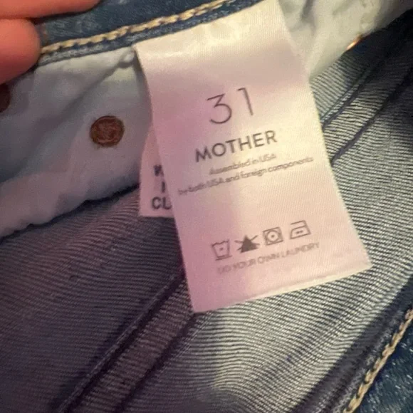 High Waisted Rider Skimp in Sorry I'm Staring MOTHER 31 Jeans - Picture 6 of 7